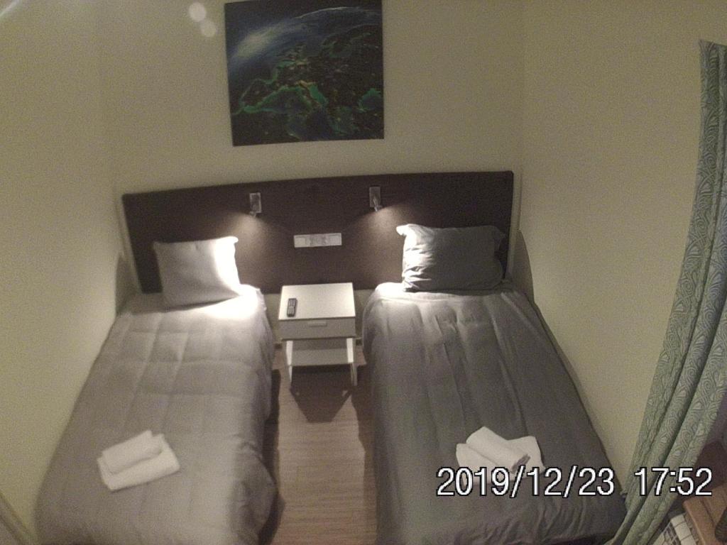 Rent0nline Brwinow Rooms photo 3
