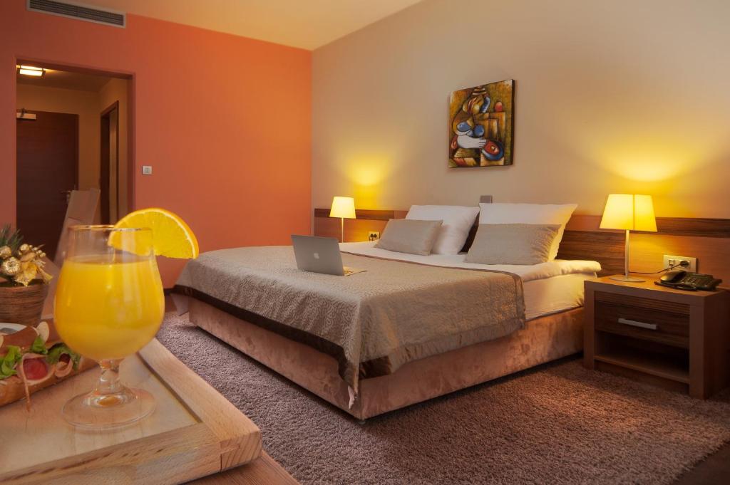 Hotel Kras photo 4