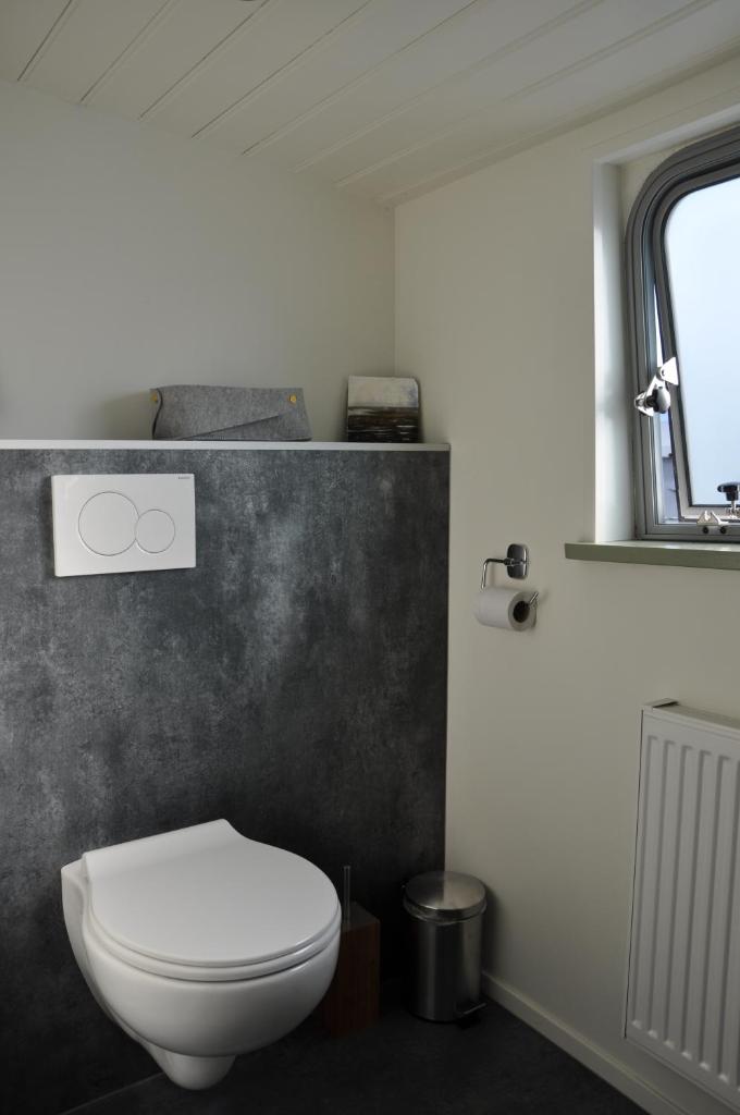 Private Lodge on Houseboat Amsterdam photo 1