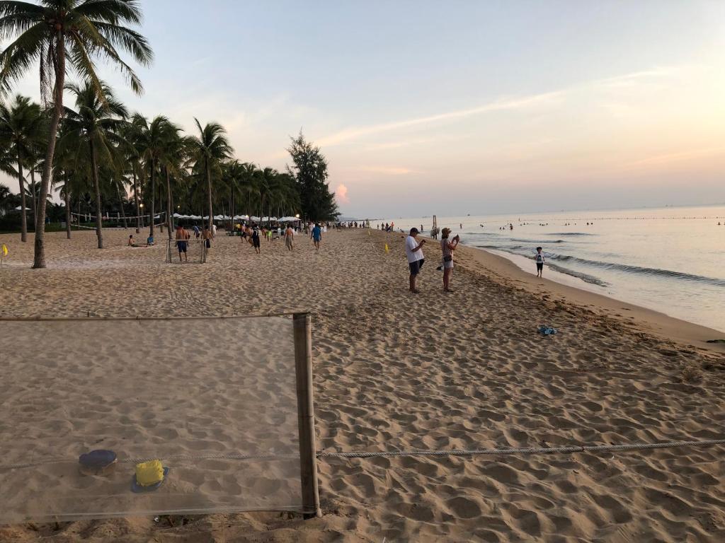 Kosmos Phu Quoc Apart Hotel