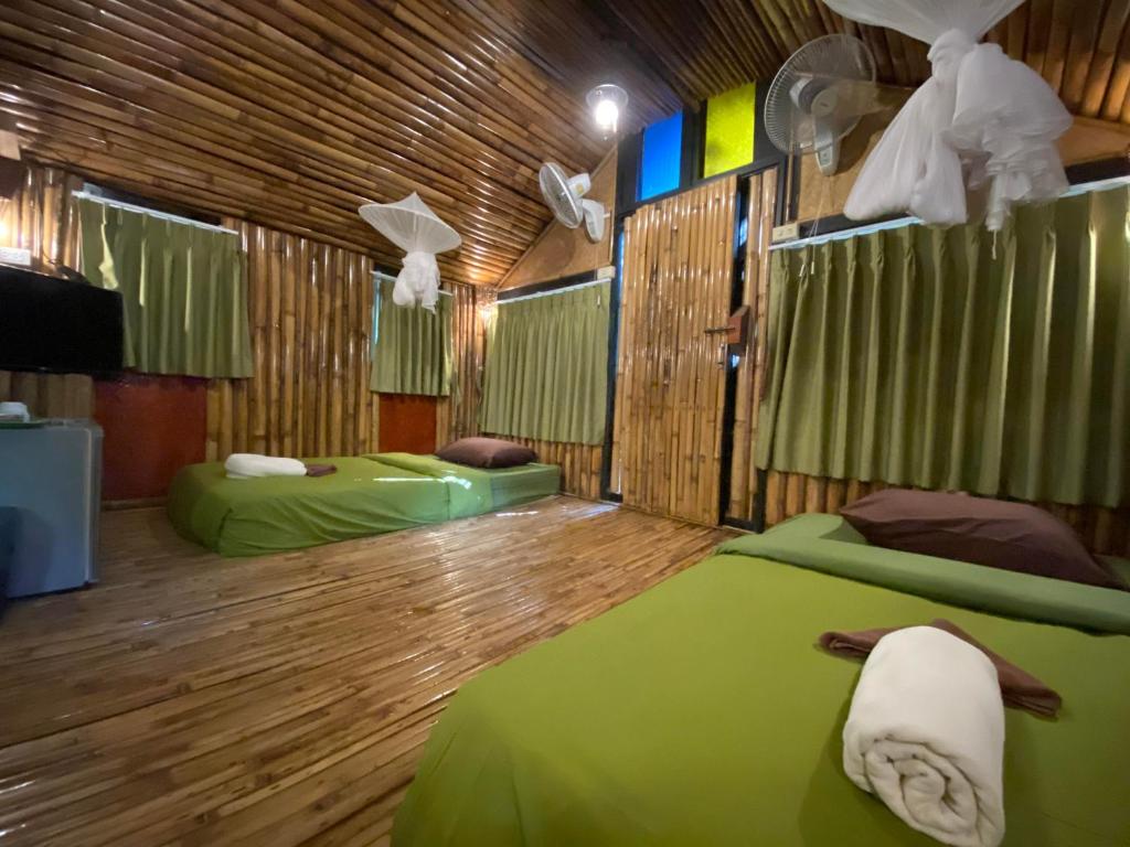 Номер (Дом на дереве «Бамбук»), Khaosok Treehouse Resort