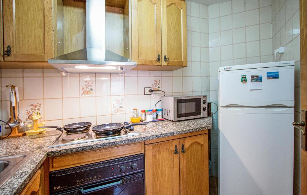 Stunning Apartment In Sant Antoni De Calonge With 1 Bedrooms photo 3
