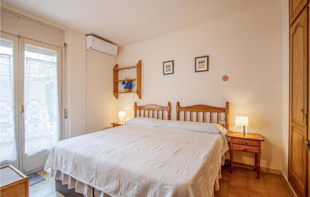 Stunning Apartment In Sant Antoni De Calonge With 1 Bedrooms photo 4