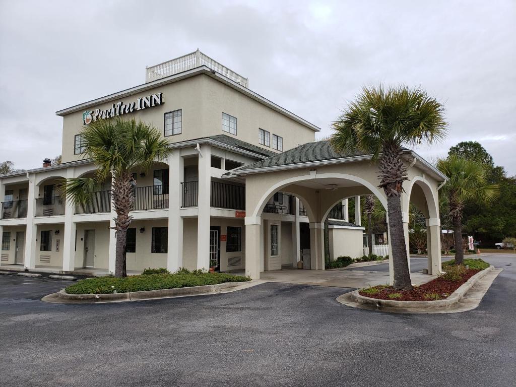 Peach Tree Inn photo 1