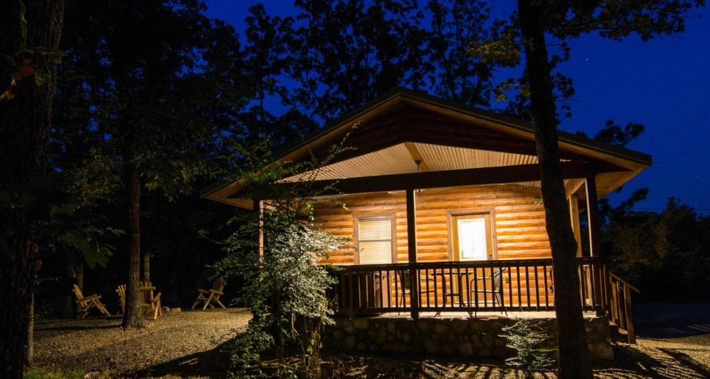 Sunsettin Cabin Free Parking Onsite