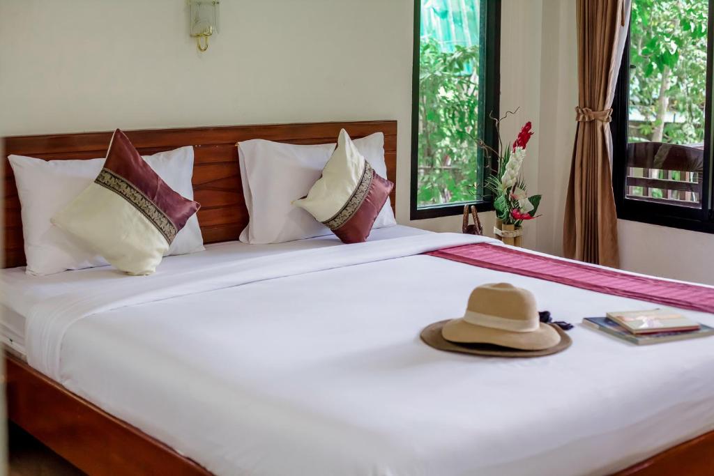 Двухместный (Бунгало с видом на бассейн), Ao Nang Cliff View Resort