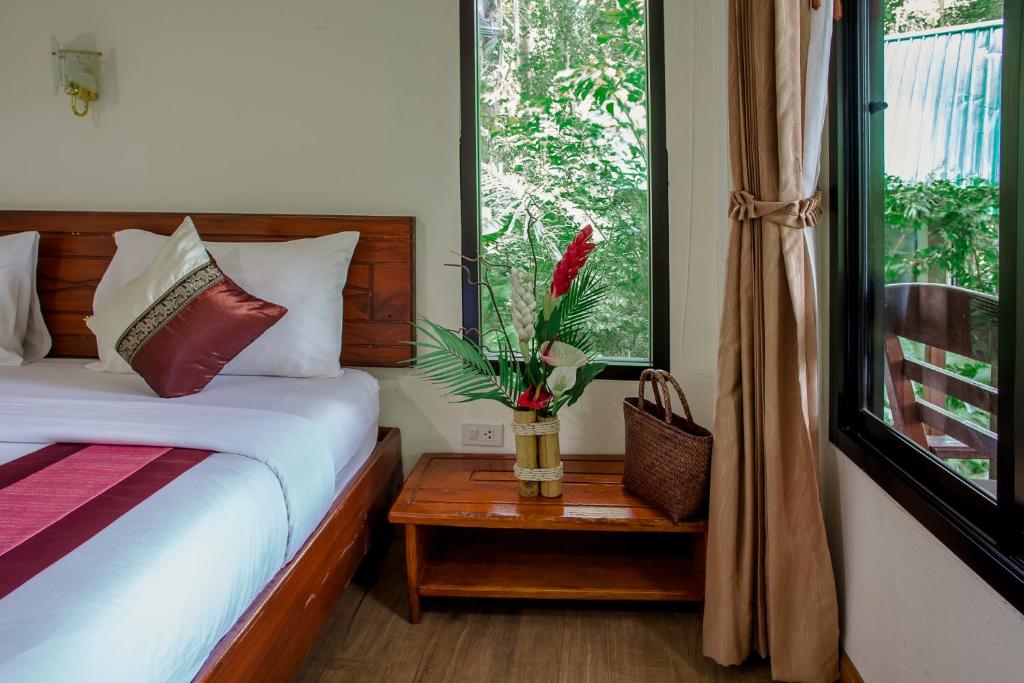 Двухместный (Бунгало с видом на бассейн), Ao Nang Cliff View Resort