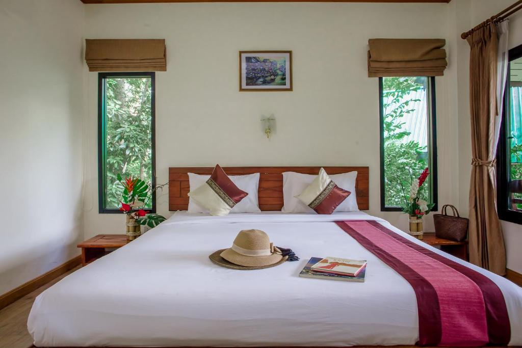 Двухместный (Бунгало с видом на бассейн), Ao Nang Cliff View Resort
