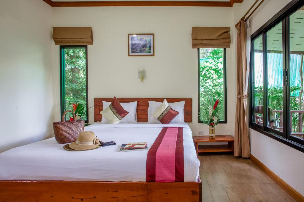 Двухместный (Бунгало с видом на бассейн), Ao Nang Cliff View Resort