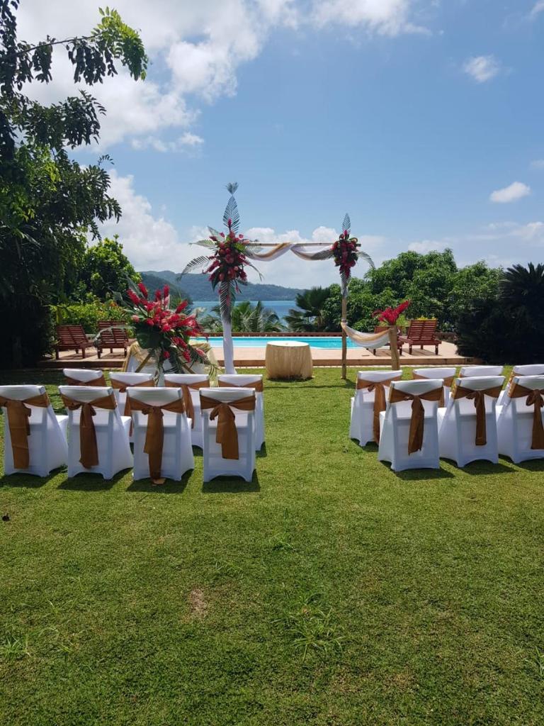 Двухместный (Представительский двухместный номер с 1 кроватью и видом на море), BayView Seychelles