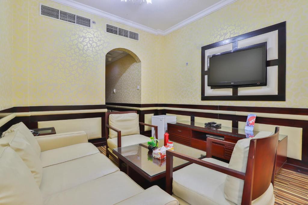Сьюит (Представительский люкс), Отель Capital Hotel