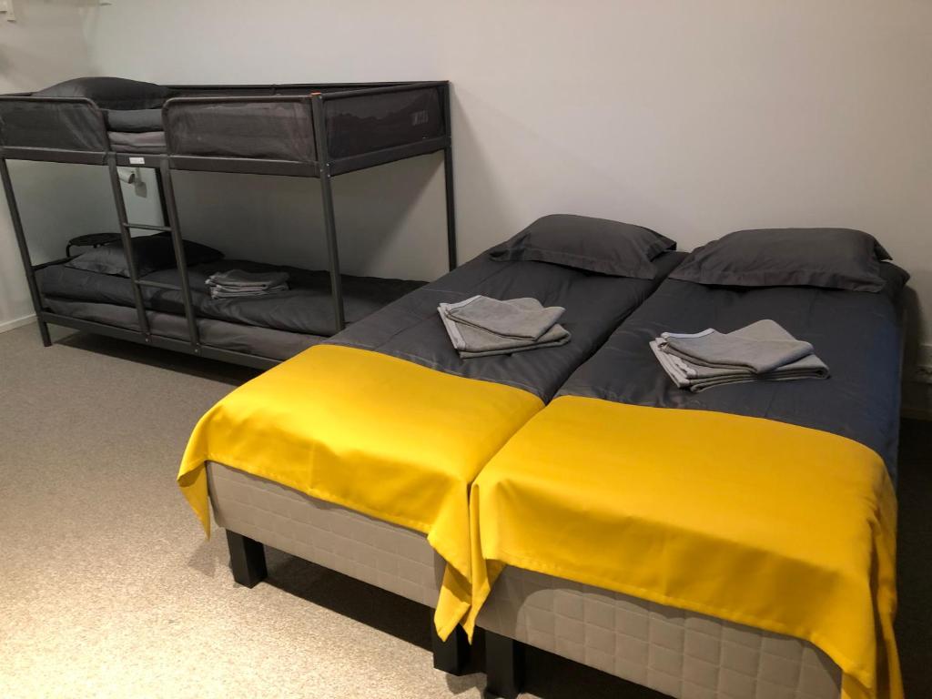 Семейный (Отдельный семейный номер с общей ванной комнатой), Aikatalo Mini Hotel Helsinki City Center