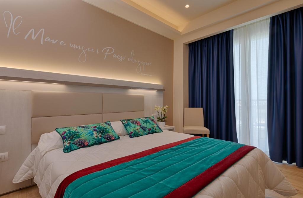 Roma Hotel photo 1