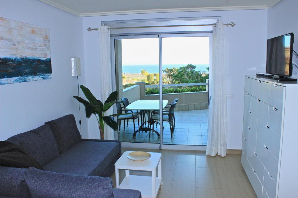 Ocean View Apartment with Large Terrace photo 2
