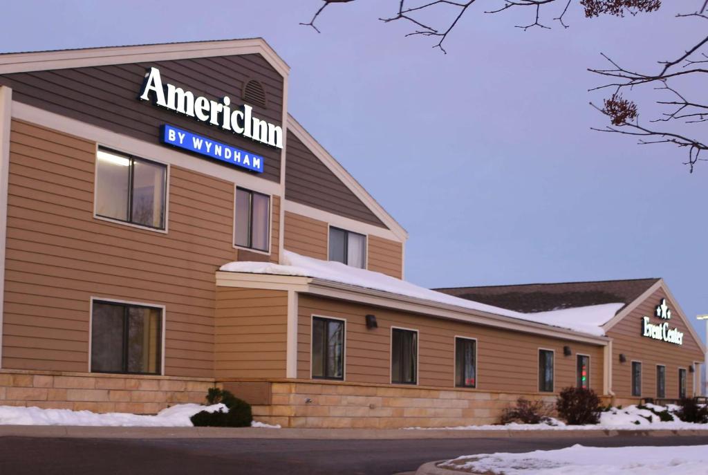 AmericInn by Wyndham Mankato Event Center near MSU photo 2