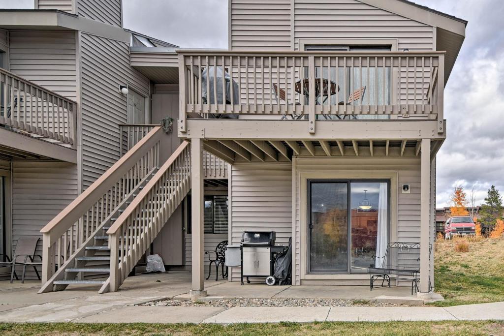 Luxe Fraser Condo Community Pool and Hot Tub Open photo 1