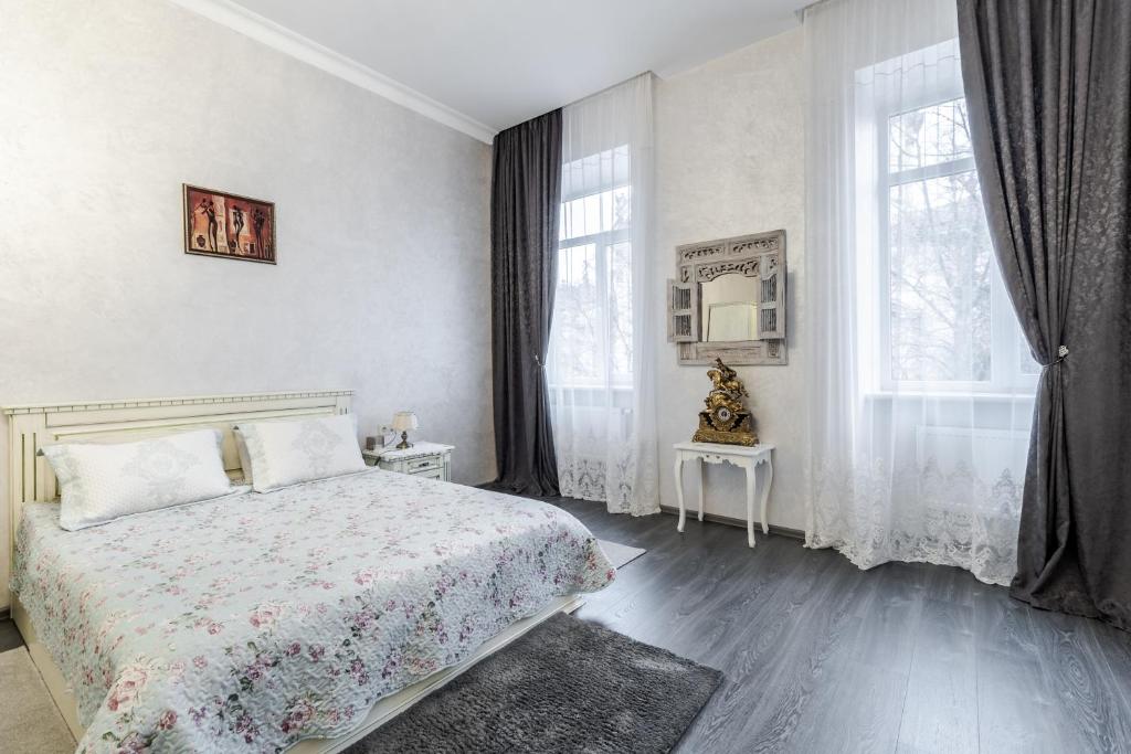 Dominicana l Apartments l Lviv Historical City Center photo 1