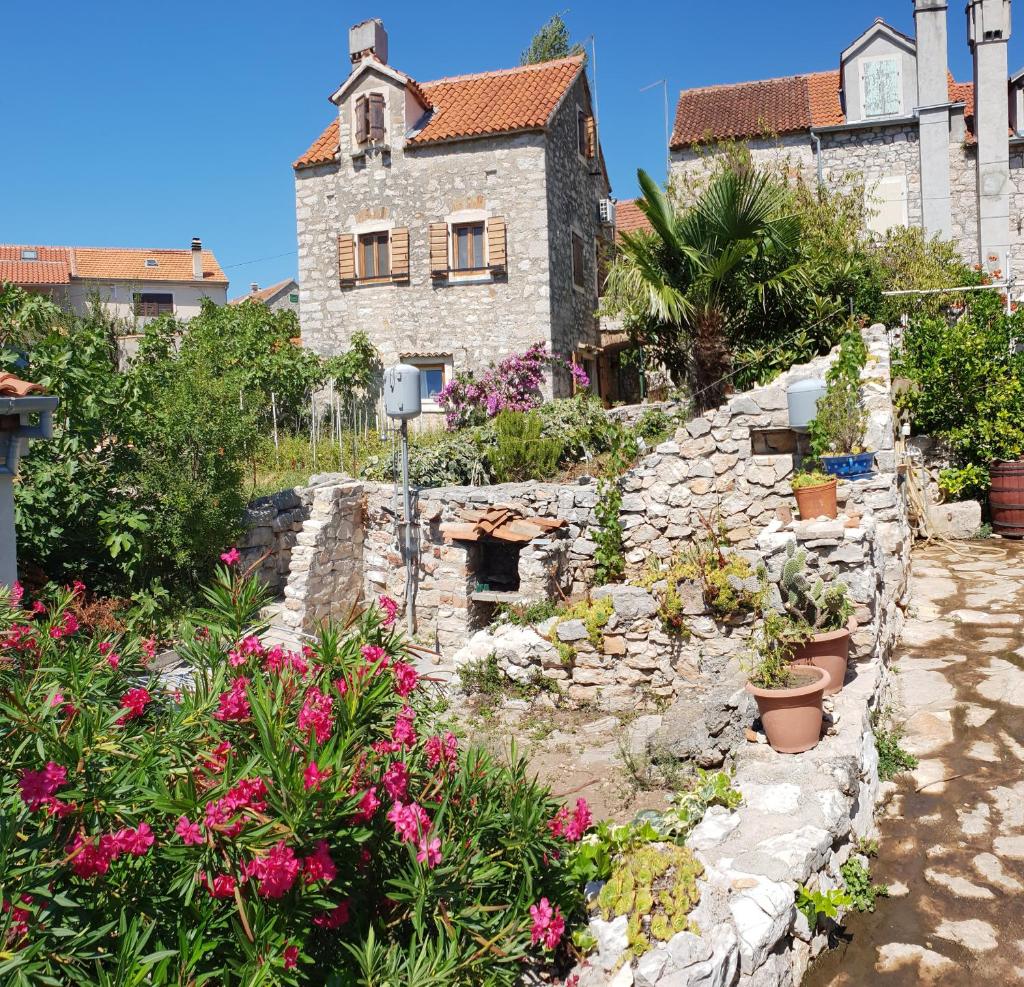 Stone house Na Rudini photo 1