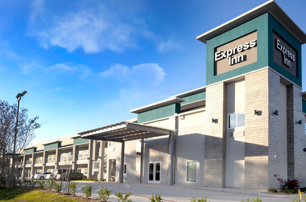 Express Inn image