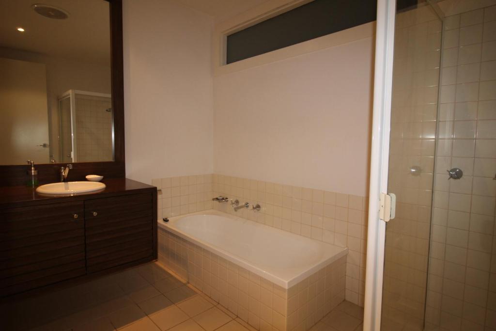 Breakers Holiday House photo 2