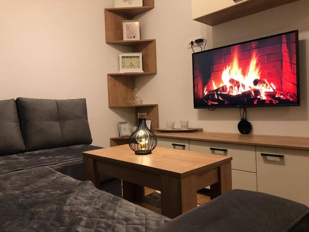 AM Apartment photo 2
