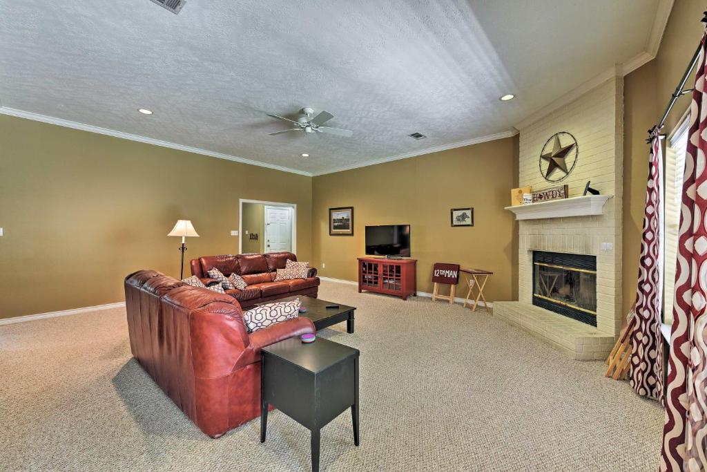 Cozy College Station Home with Patio and Fireplace photo 3