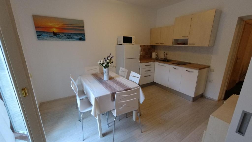 Apartments Andreja photo 1