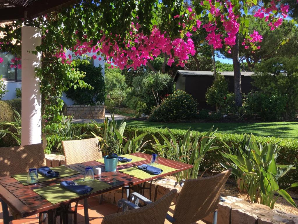 Algarve Luxury Experience - Situated within the Pinecliffs Resort photo 4