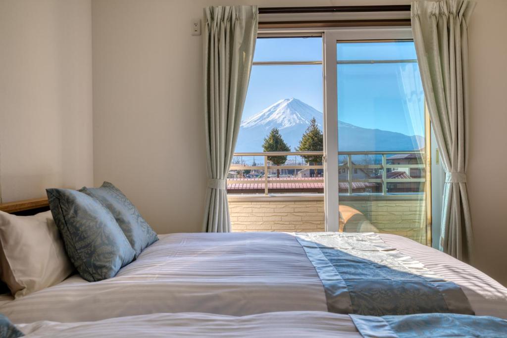 Fuji Viewest Villa RAKUWA photo 1