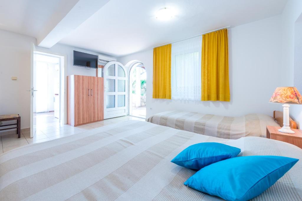 Villa Carmen Rooms & Apartments photo 4