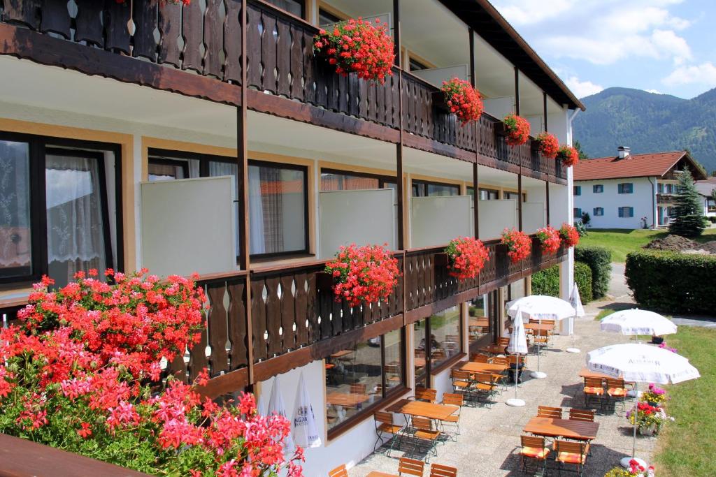 Hotel Alpenblick Berghof photo 4