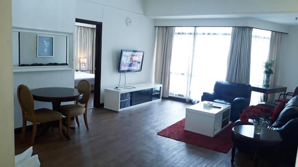 Апартаменты (Апартаменты с 2 спальнями), City Apartment at Times Square