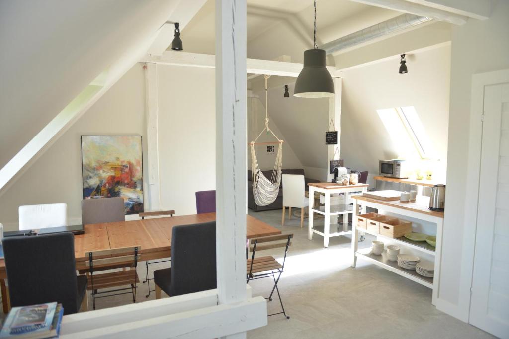 Апартаменты (Апартаменты Делюкс), Five Point Hostel