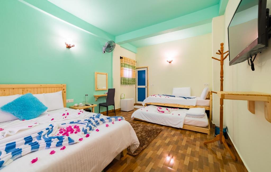 Olhumathi View Inn