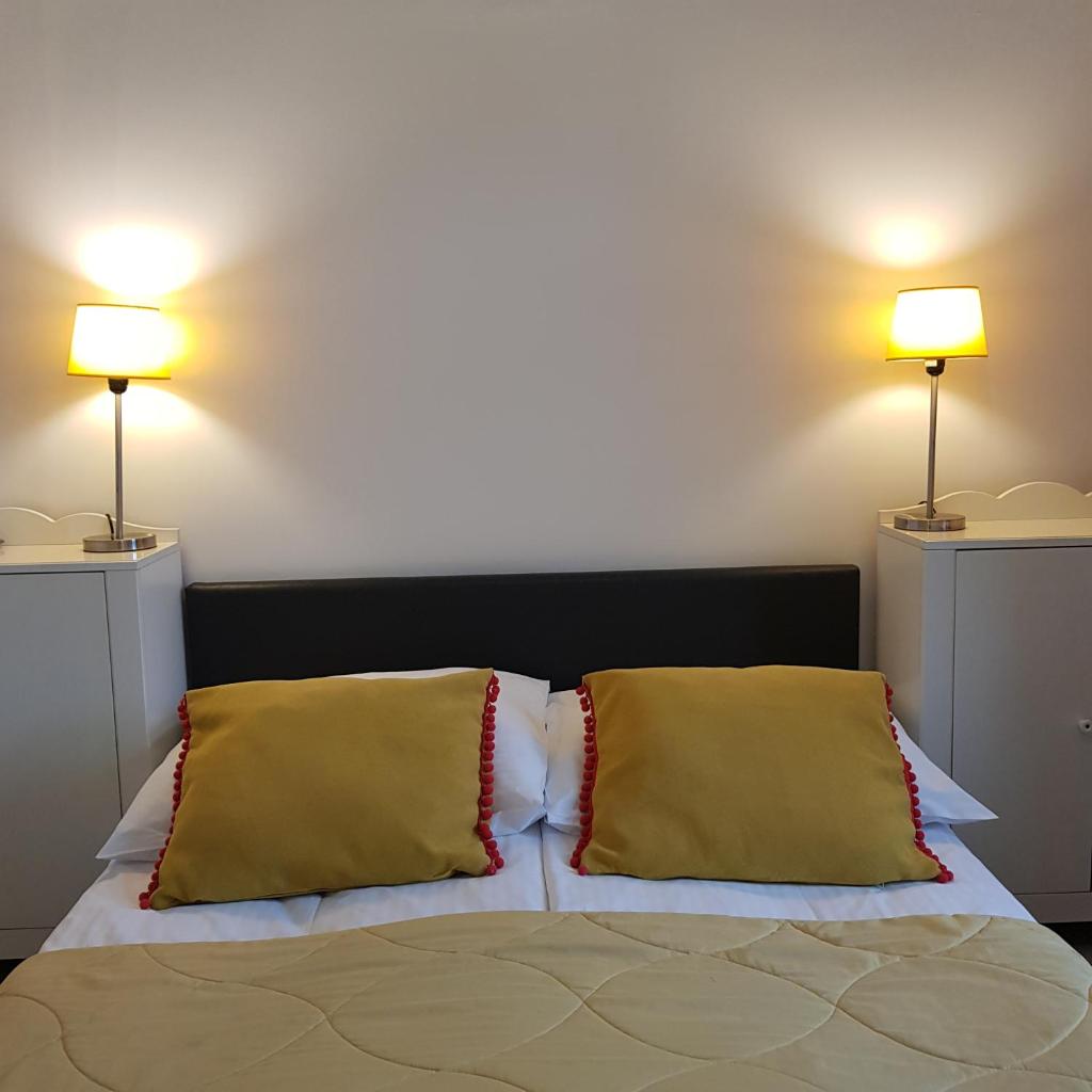 Двухместный (Бюджетный двухместный номер с 1 кроватью), Oki Doki OLD TOWN Hostel