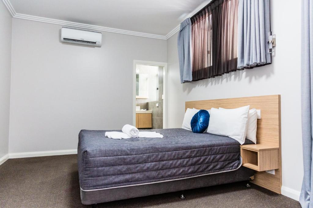 Lakes and Ocean Hotel Forster photo 2