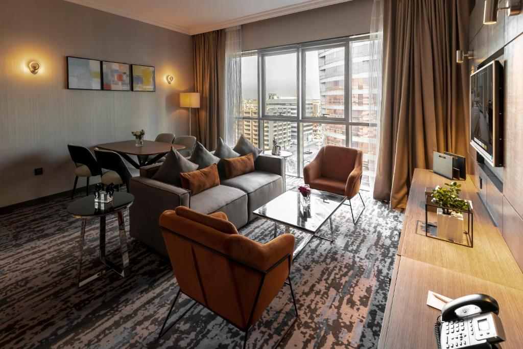 Сьюит (Люкс Creekside с 1 спальней), Отель Edge Creekside Hotel