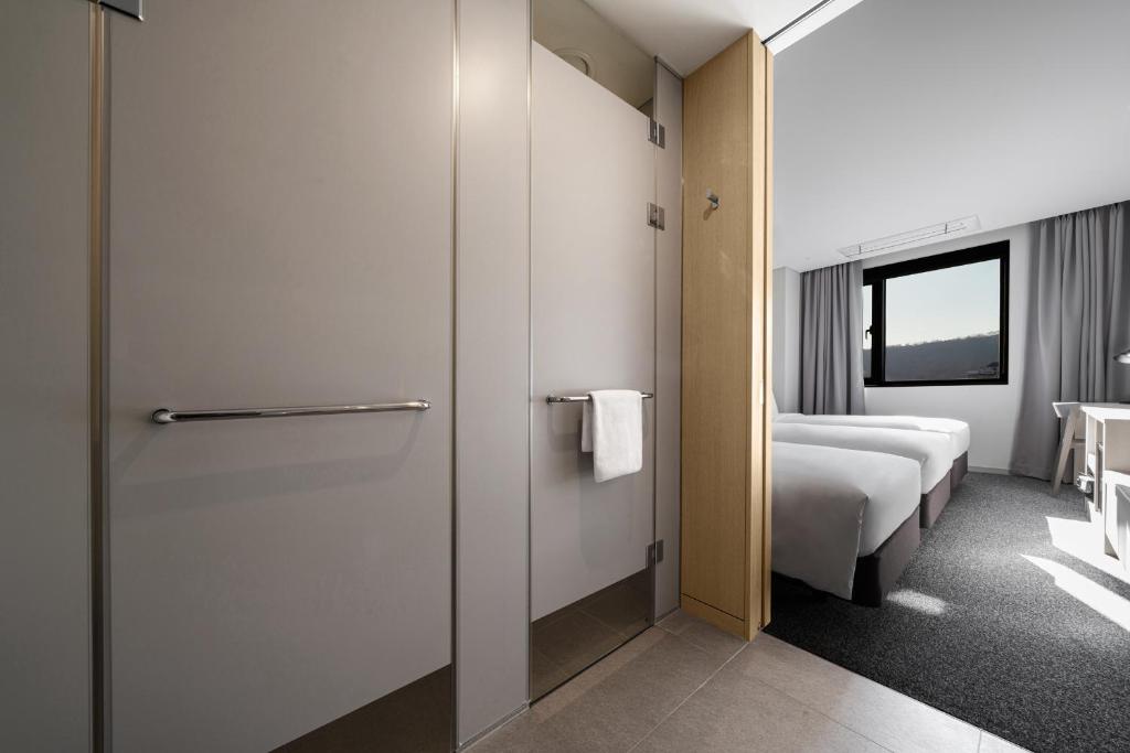 Трехместный (Стандартный трехместный номер), Nine Tree Hotel Dongdaemun