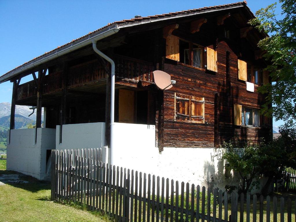 Casa Cadruvi, Ferienhaus in Obersaxen, 150 Quadratmeter photo 1