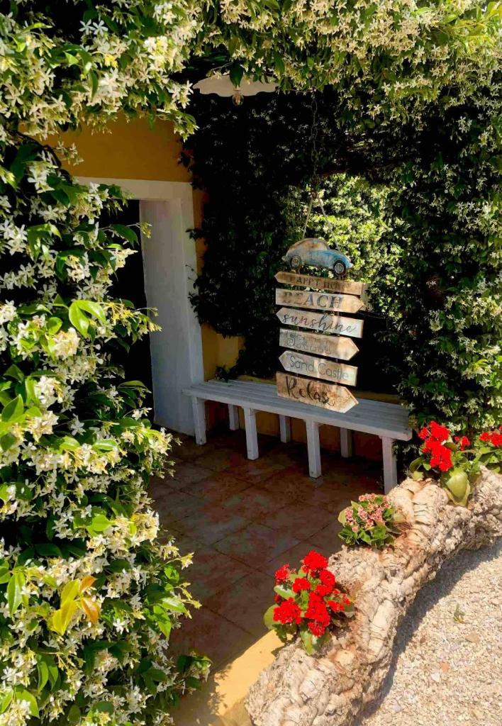 On Holiday Between Sky And Sea geco Di Campiglia pet friendly photo 2