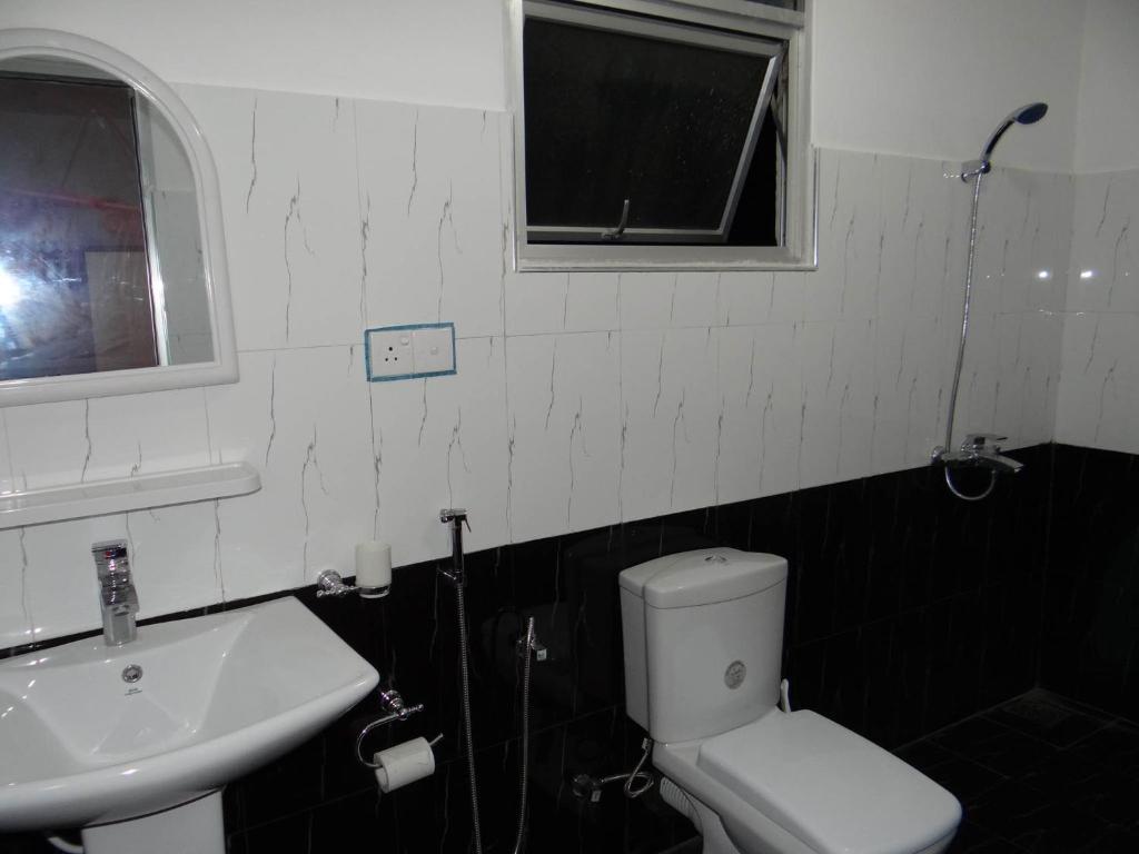 Двухместный (Стандартный двухместный номер с 1 кроватью), New Rani Inn