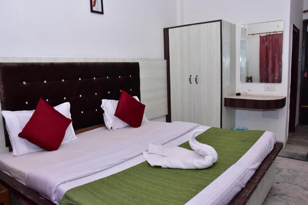Двухместный (Стандартный двухместный номер с 1 кроватью), Raj Resort Rishikesh