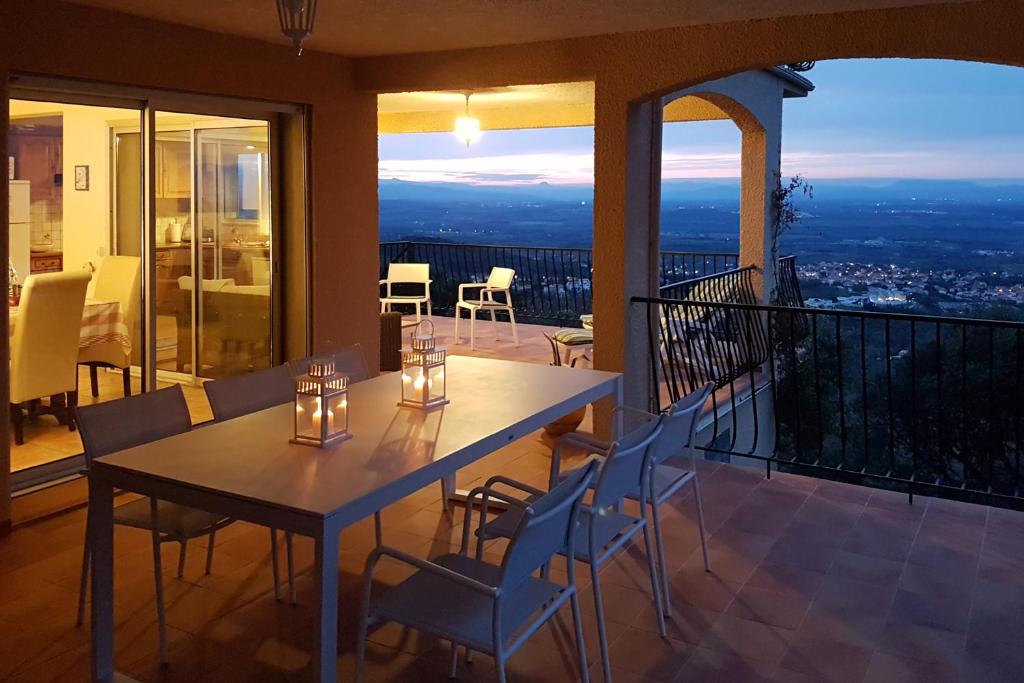 Villa Josephine: Vue magnifique sur mer et montagnes photo 3