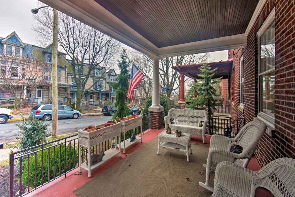 Spacious Reading Home with Patio - 2 Miles to Pagoda! photo 1