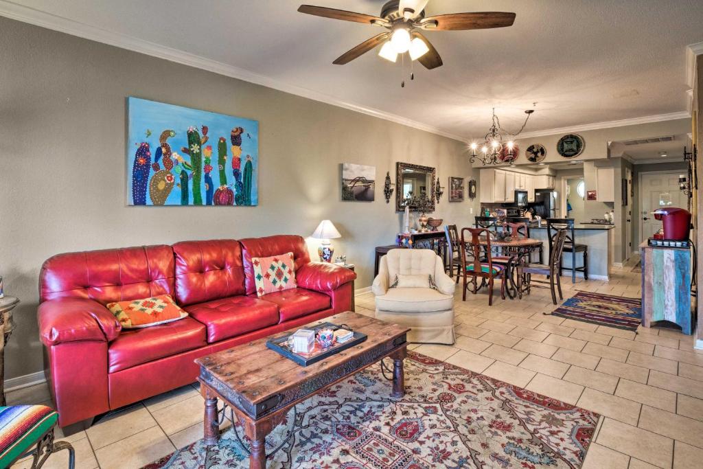 Lakefront Lago Vista Condo with Resort Amenities! photo 2