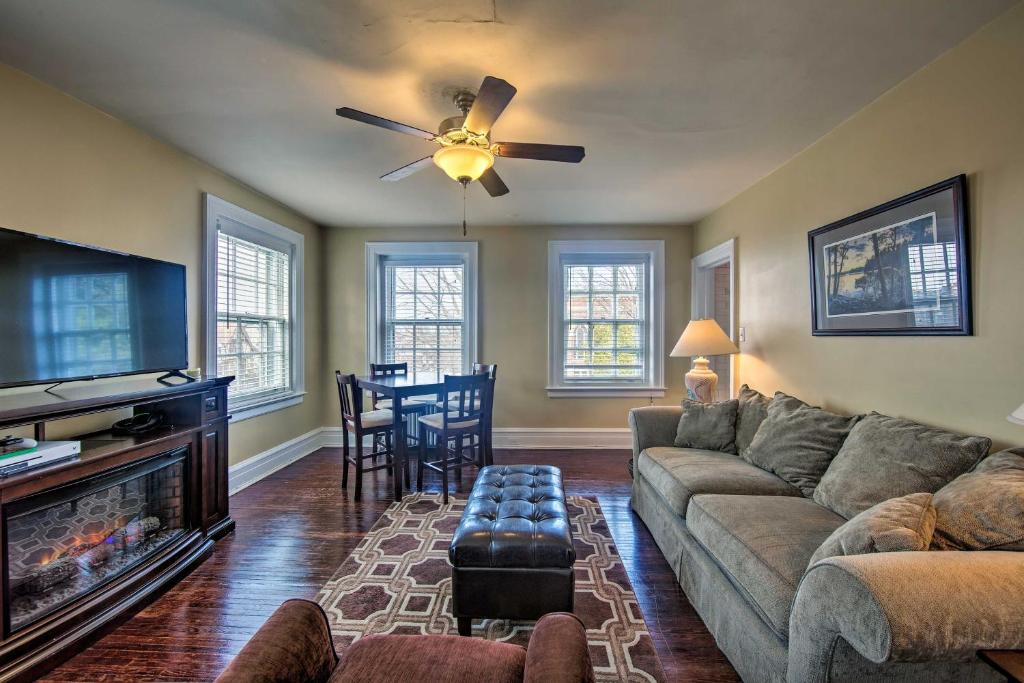 Reading Apt, Walk to Shops, Dining and City Park! photo 3