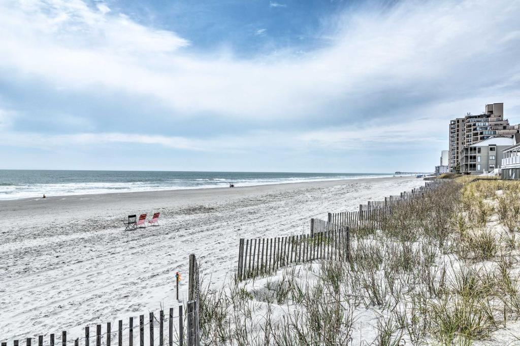 Surfside Beach Home with Resort Perks Walk to Beach photo 2