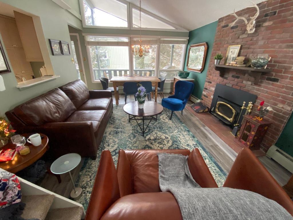 Spectacular apartment, close to Lions Head, next to bus stop image