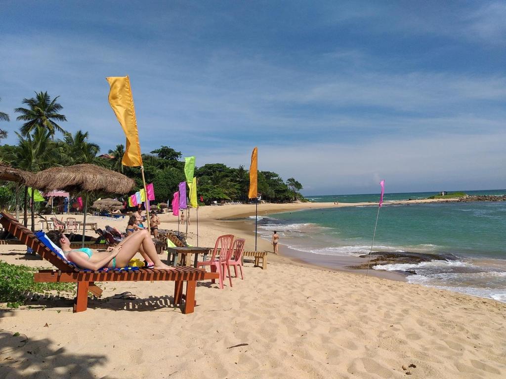 Golden Lodge Tangalle photo 2