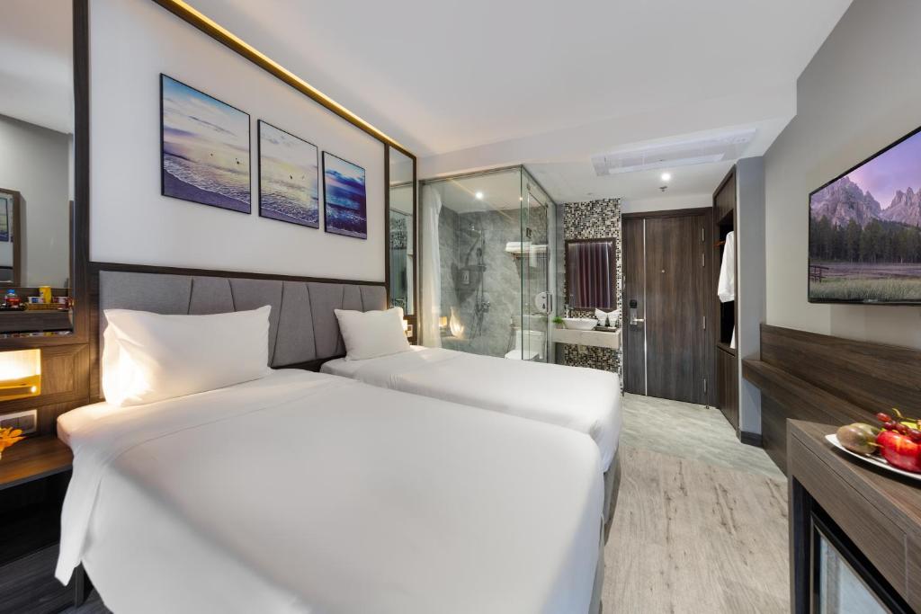 Двухместный (Номер «Премиум» с частичным видом на море), Ivy Hotel Nha Trang